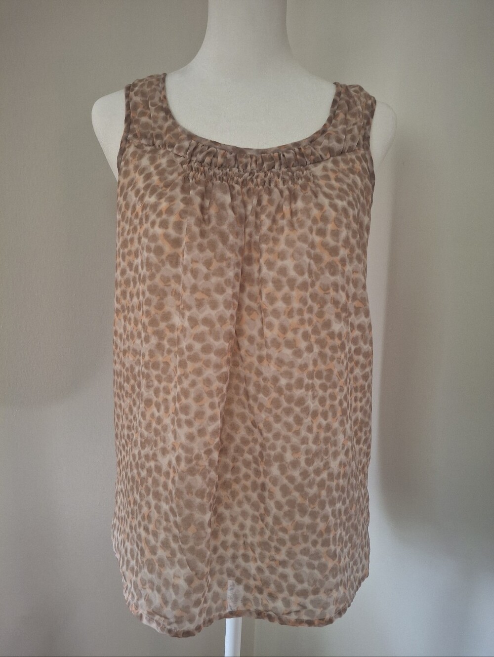 Sleeveless Blouse Top, Beige, Cream & Peach XS